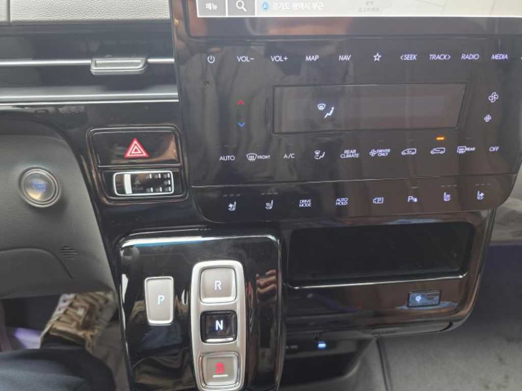 HYUNDAI Staria 2025 Blanco - Importación desde Corea - HF Imports Iquique - Foto 13