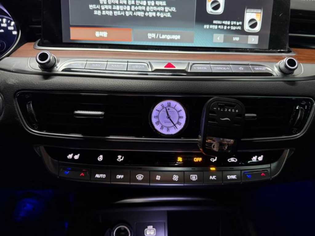 KIA K9 - Vista 10