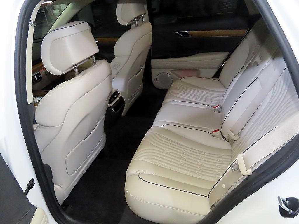 Genesis G80 - Vista 7