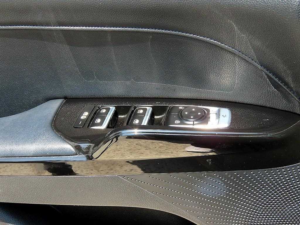 KIA K5 - Vista 11