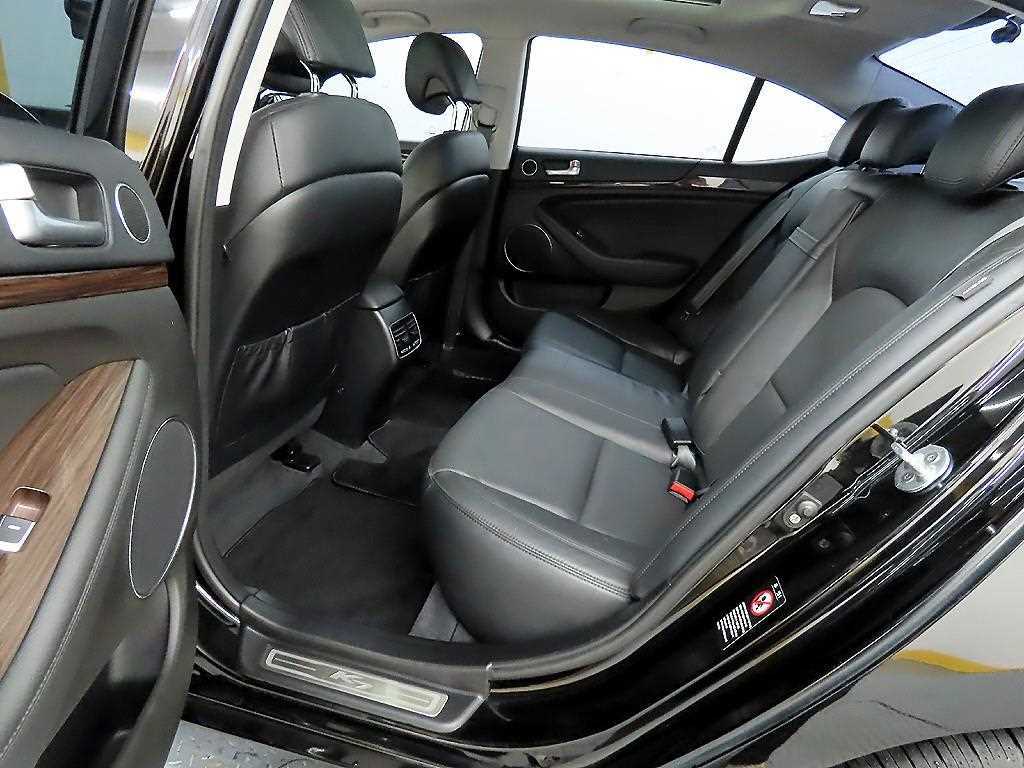 KIA K7 - Vista 6
