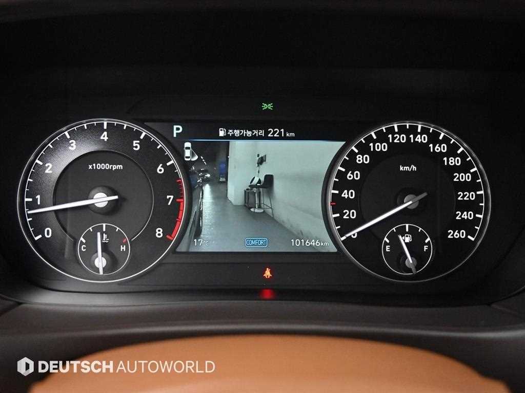 Genesis G90 - Vista 8