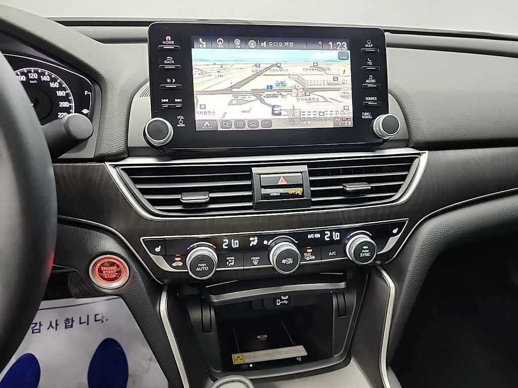 Honda Accord - Vista 10