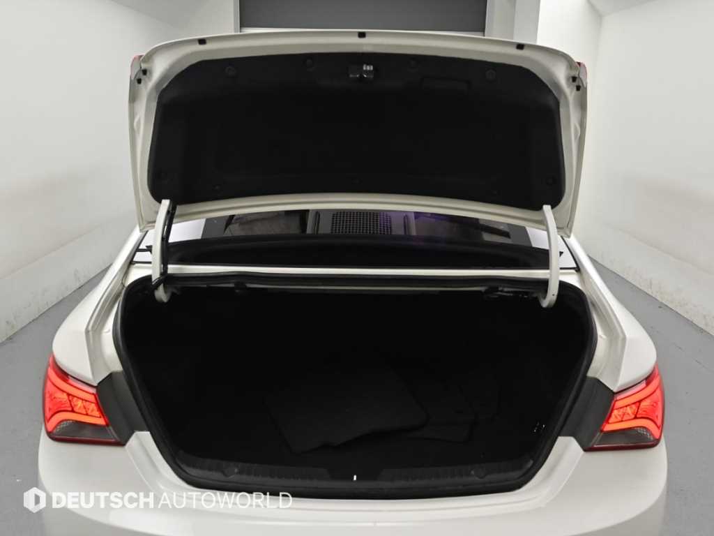 HYUNDAI Sonata - Vista 5