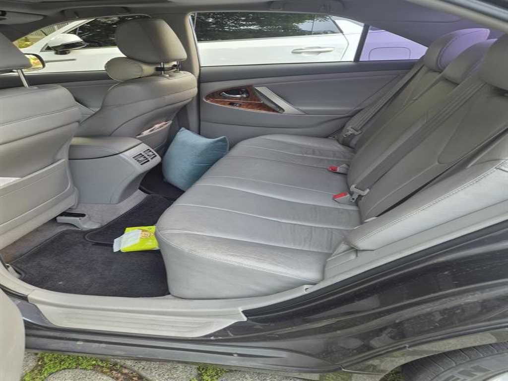 Toyota Camry - Vista 4