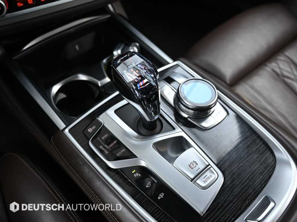 BMW 7 Series - Vista 10