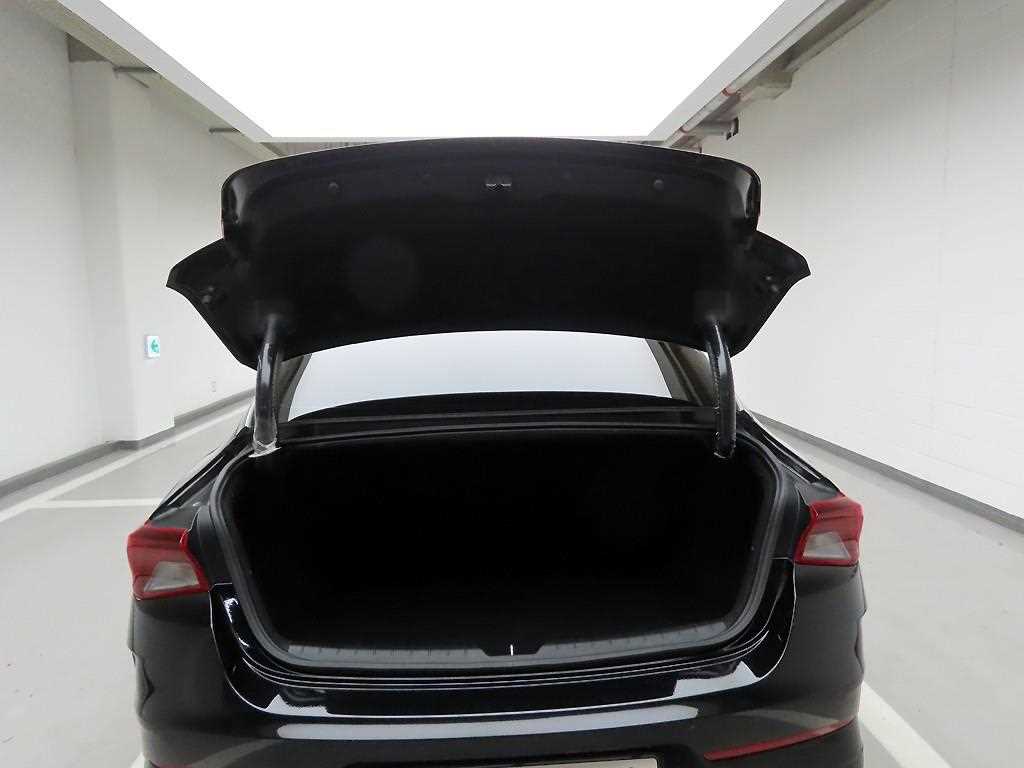 KIA K5 2023 Negro - Importación desde Corea - HF Imports Iquique - Foto 16