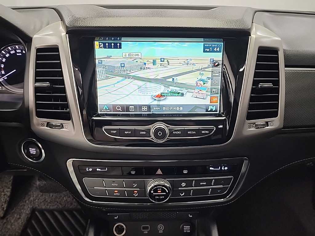 Ssangyong Rexton - Vista 10