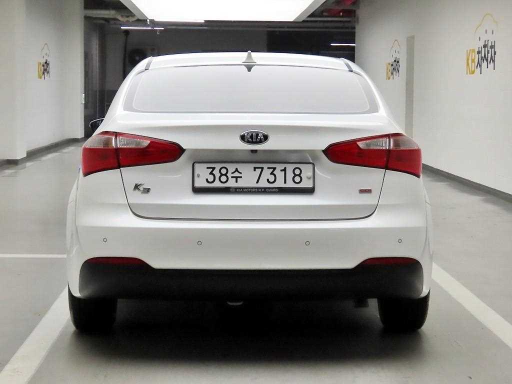 KIA K3 - Vista 3