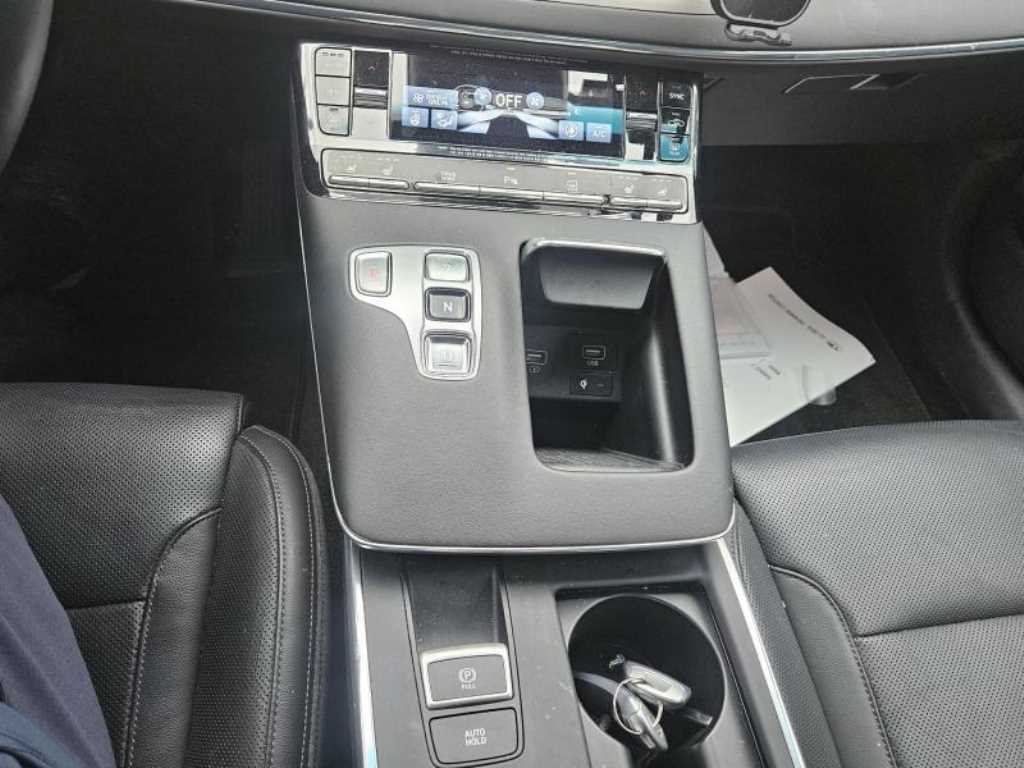 HYUNDAI Grandeur - Vista 12