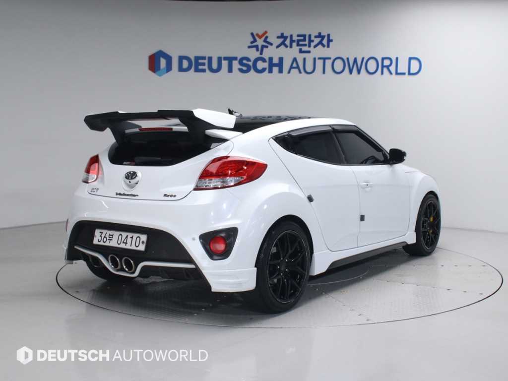 HYUNDAI Veloster - Vista 2