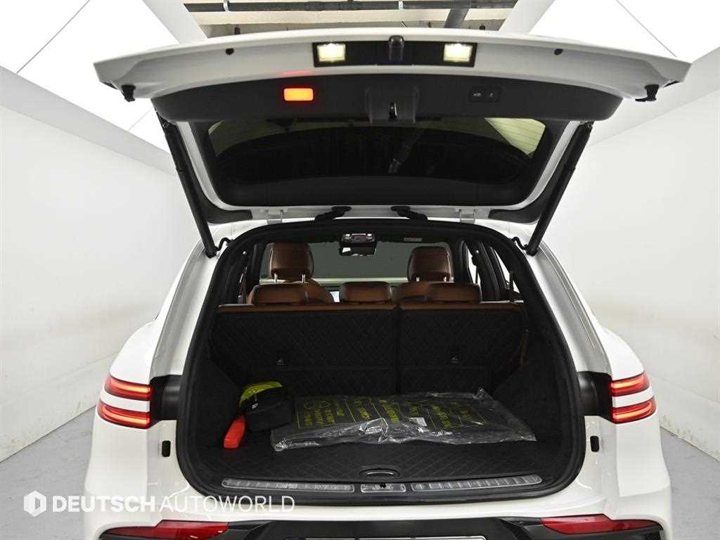 Genesis GV70 2025 Blanco - Importación desde Corea - HF Imports Iquique - Foto 19