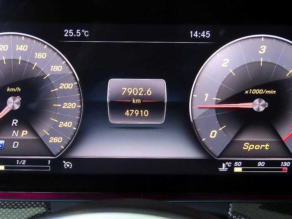 Mercedes Benz CLS Class - Vista 9