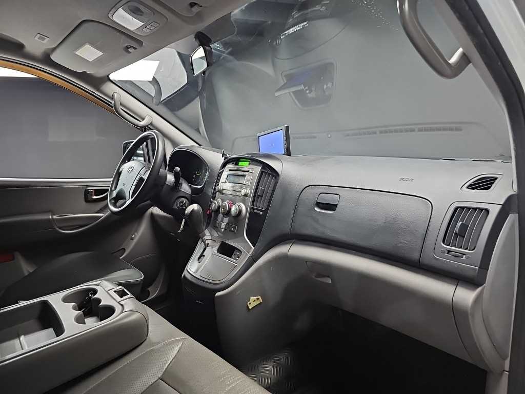 HYUNDAI Starex 2013 Blanco - Importación desde Corea - HF Imports Iquique - Foto 18