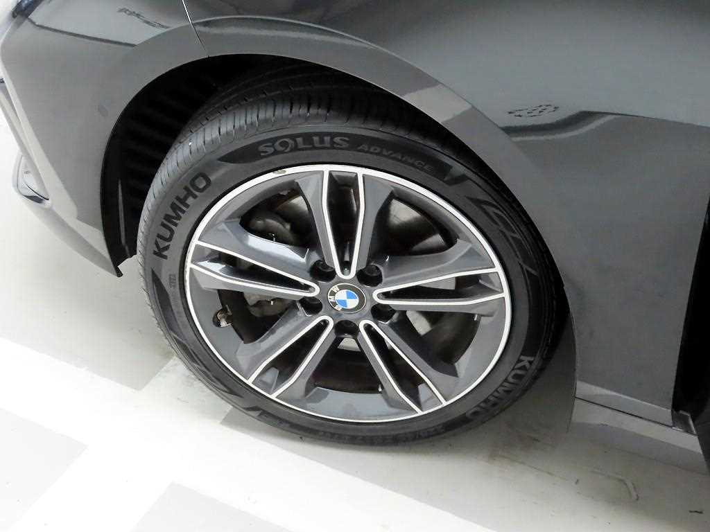 BMW 1 series 2021 Negro - Importación desde Corea - HF Imports Iquique - Foto 19