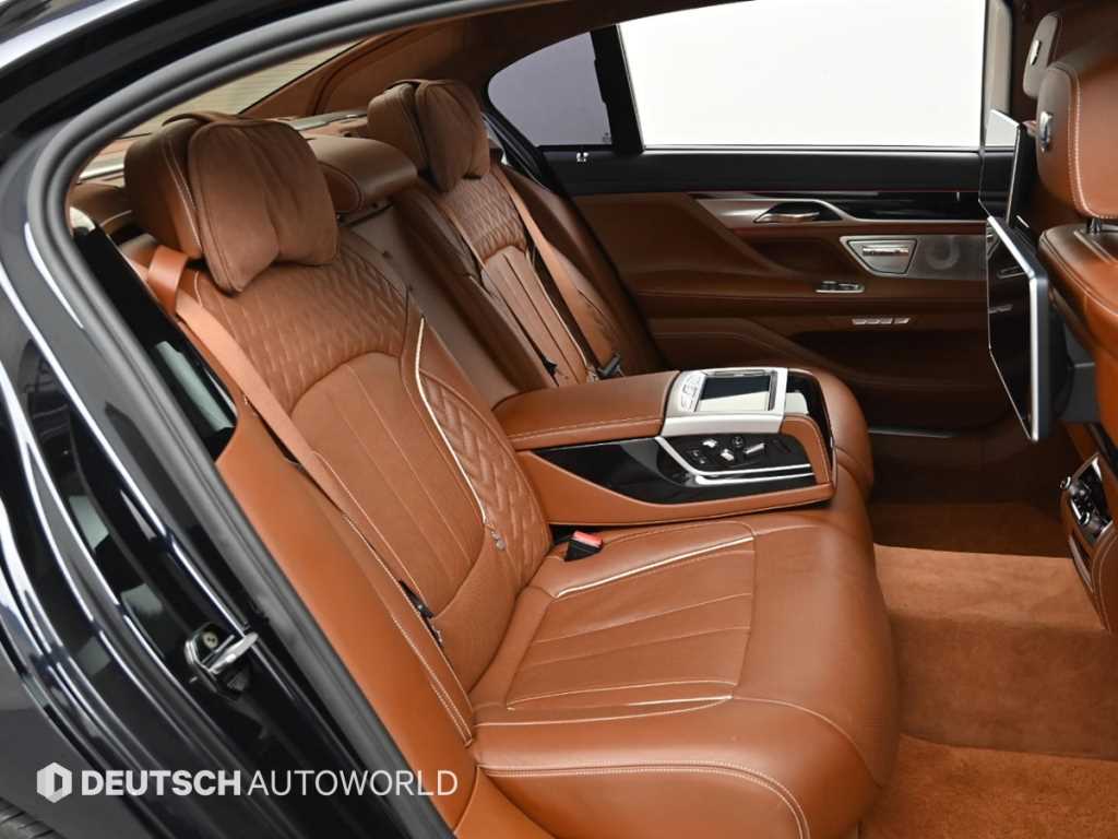 BMW 7 Series - Vista 12