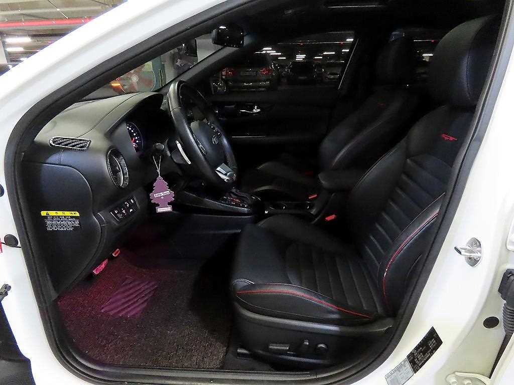 KIA K3 - Vista 6