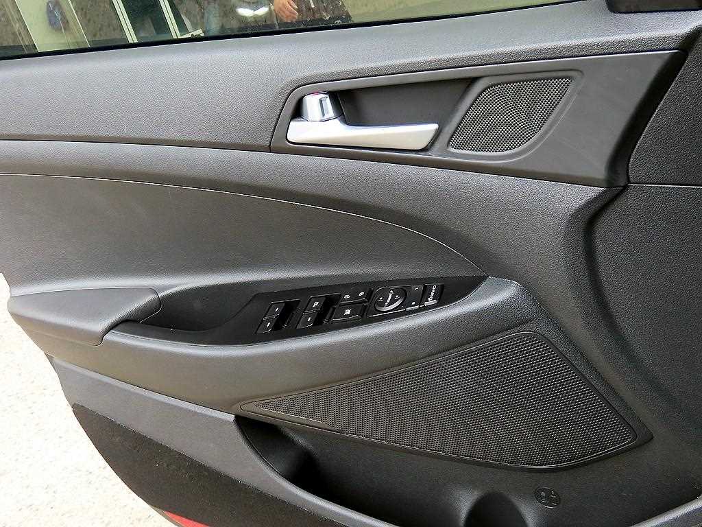 HYUNDAI Tucson - Vista 11