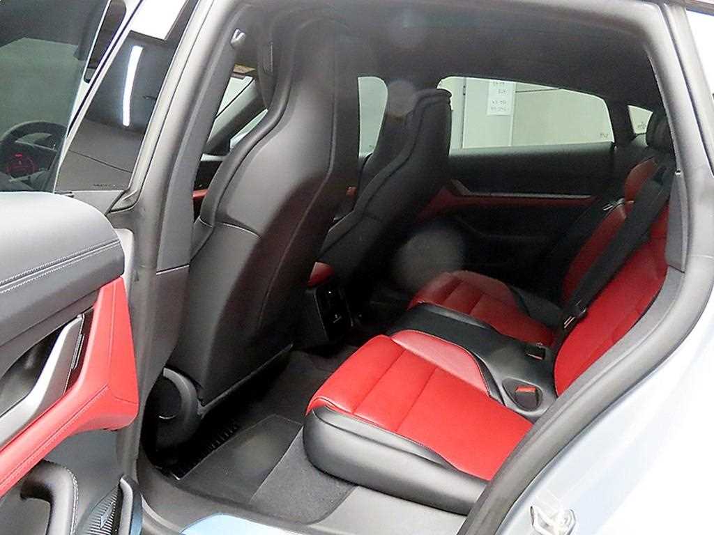 Porsche Taycan - Vista 6