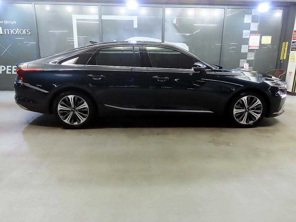 KIA K8 - Vista 3