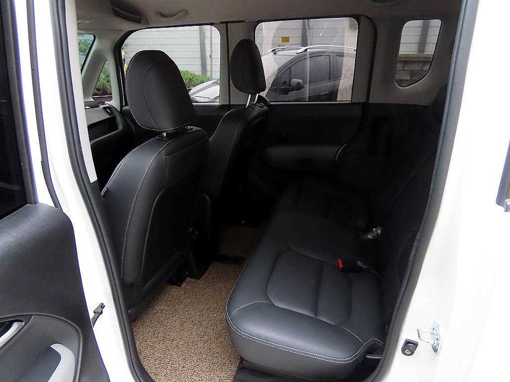 KIA Ray - Vista 6
