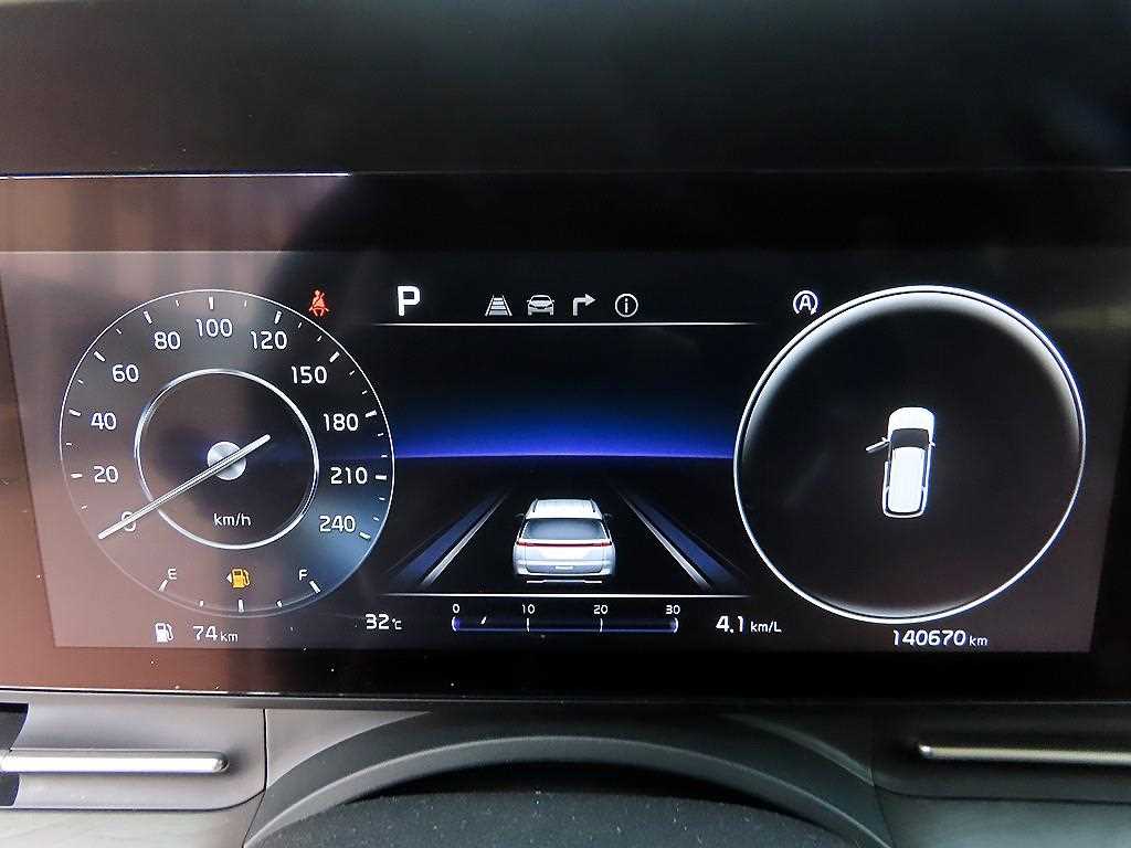 KIA Carnival - Vista 10