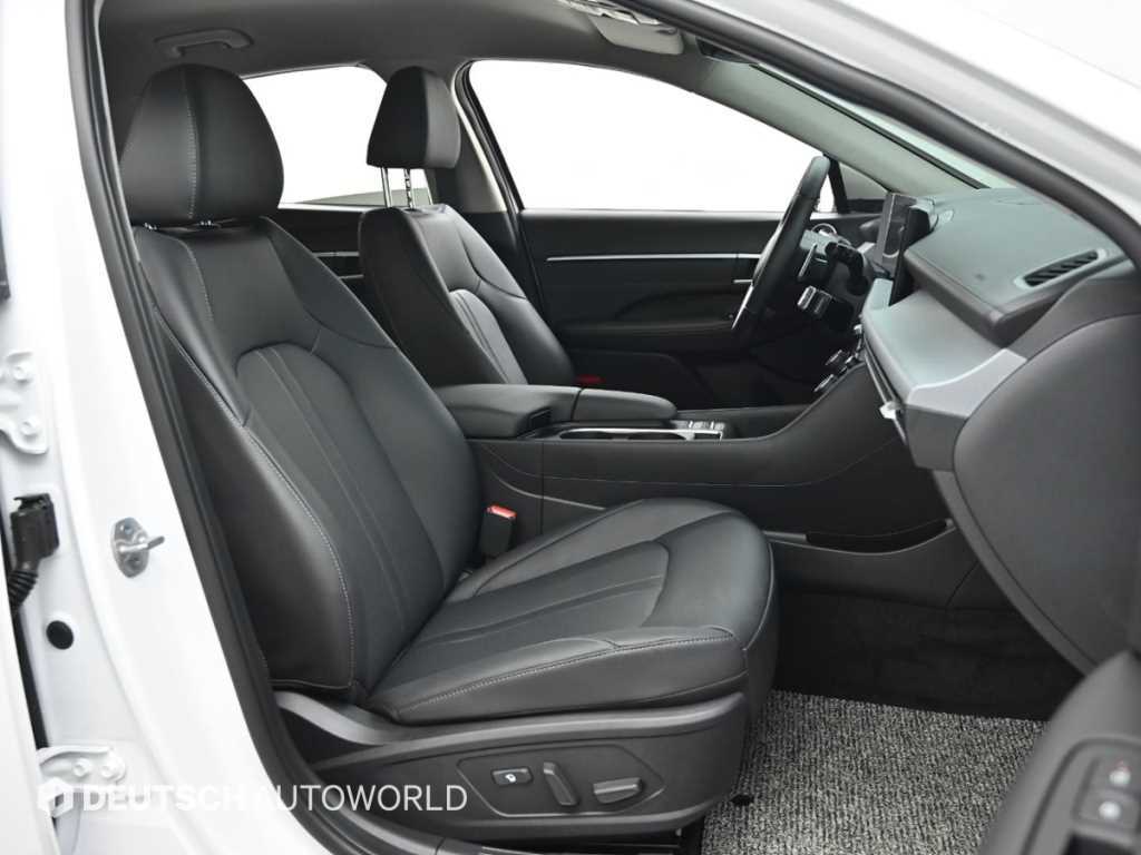 HYUNDAI Sonata - Vista 10