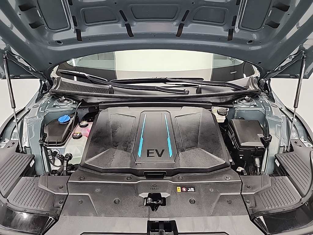 HYUNDAI Ioniq 5 - Vista 5
