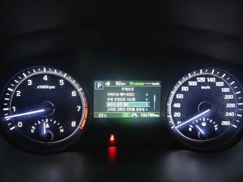 Genesis G80 - Vista 8