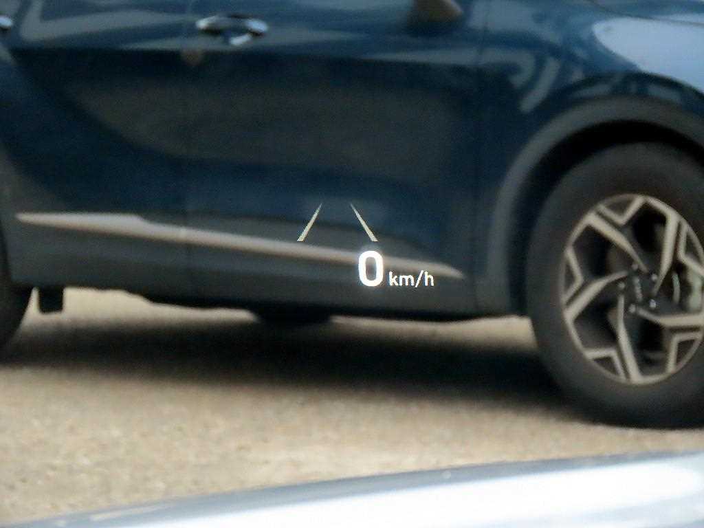 Genesis G70 - Vista 10