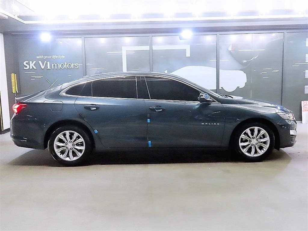 Chevrolet Malibu - Vista 3