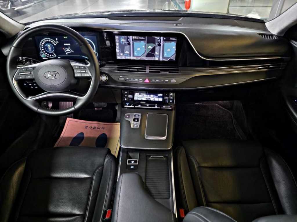 HYUNDAI Grandeur - Vista 9