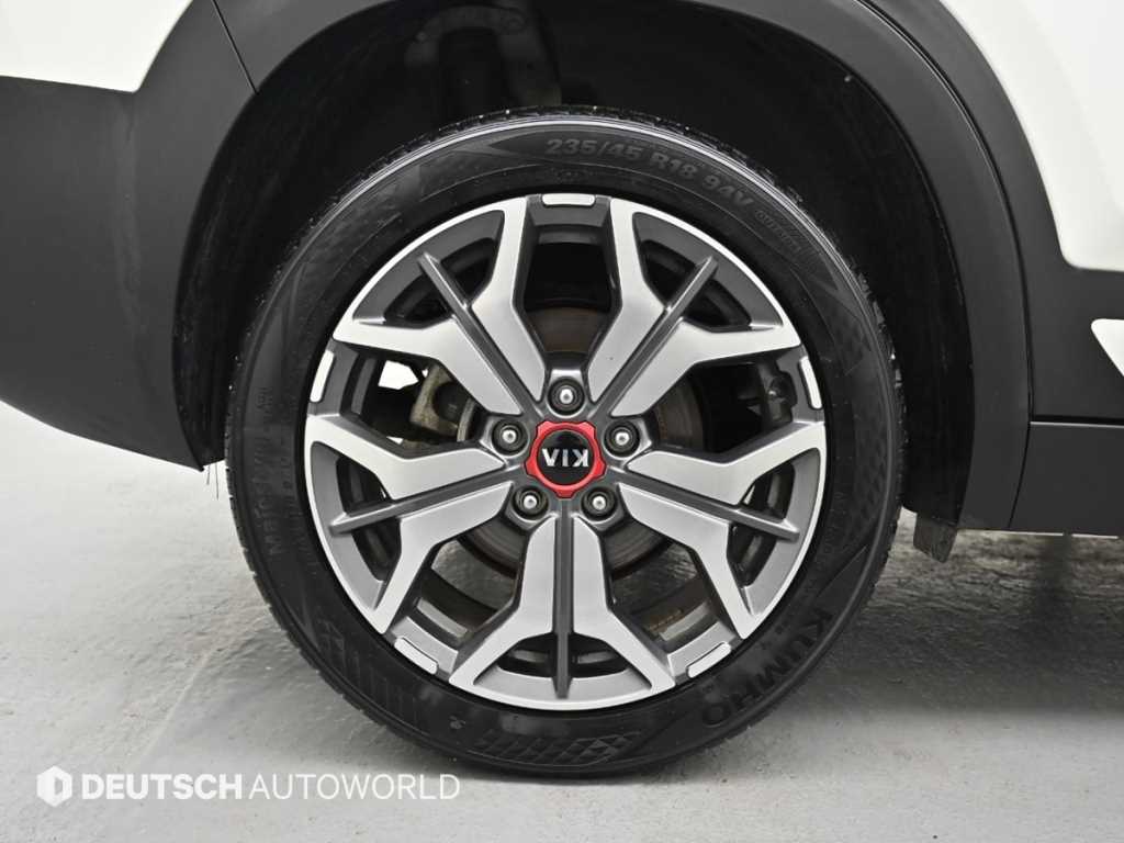 KIA Seltos - Vista 5