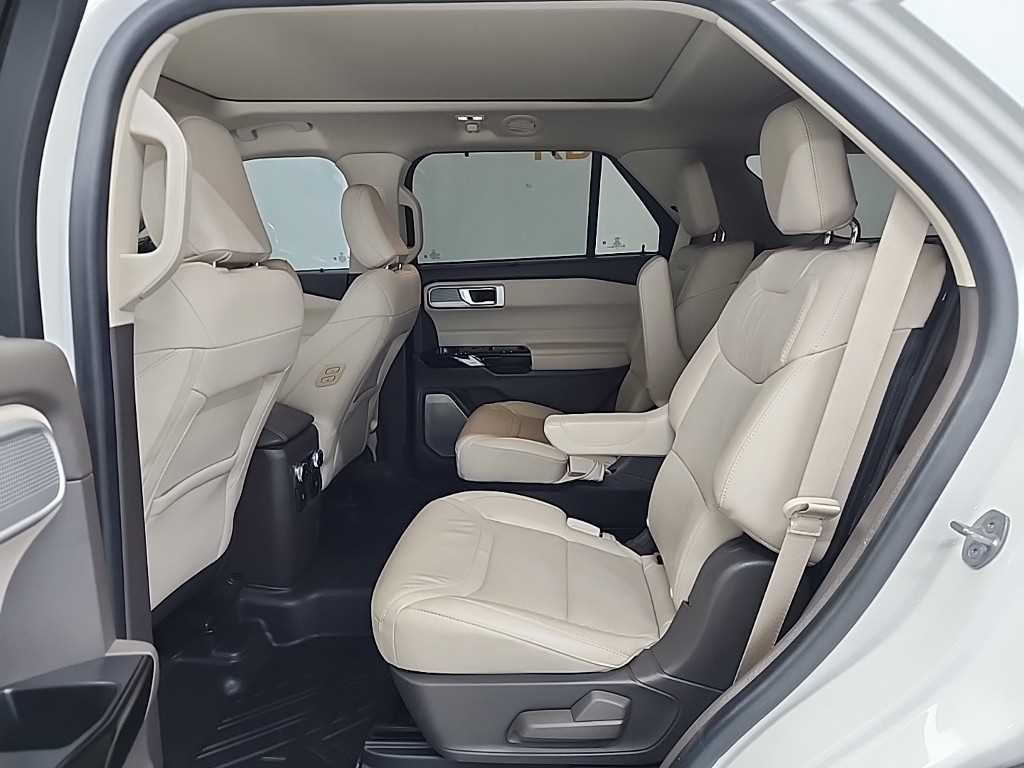 Ford Explorer - Vista 12