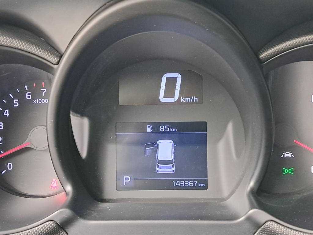 KIA Ray - Vista 8