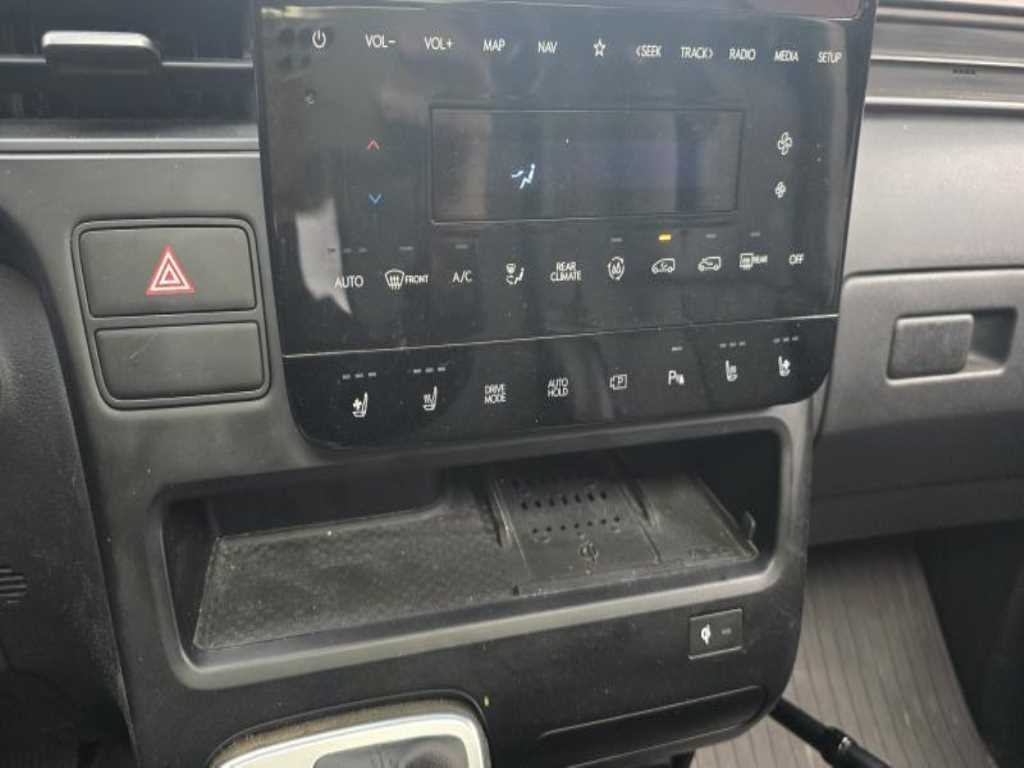 HYUNDAI Staria - Vista 10