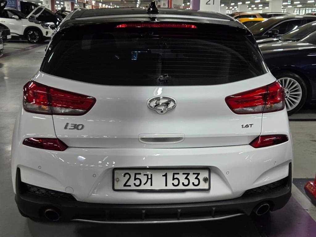 HYUNDAI i30 - Vista 5