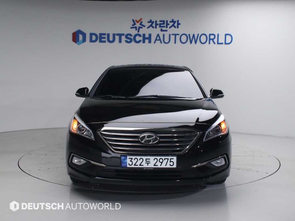 HYUNDAI Sonata - Vista 3