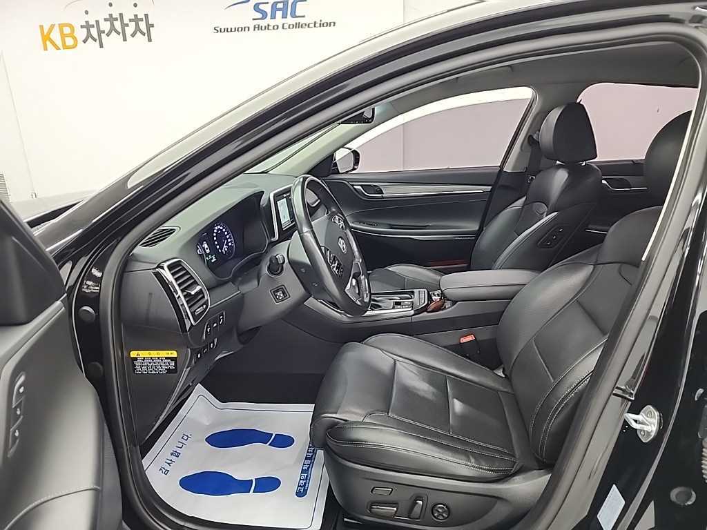 HYUNDAI Grandeur - Vista 11