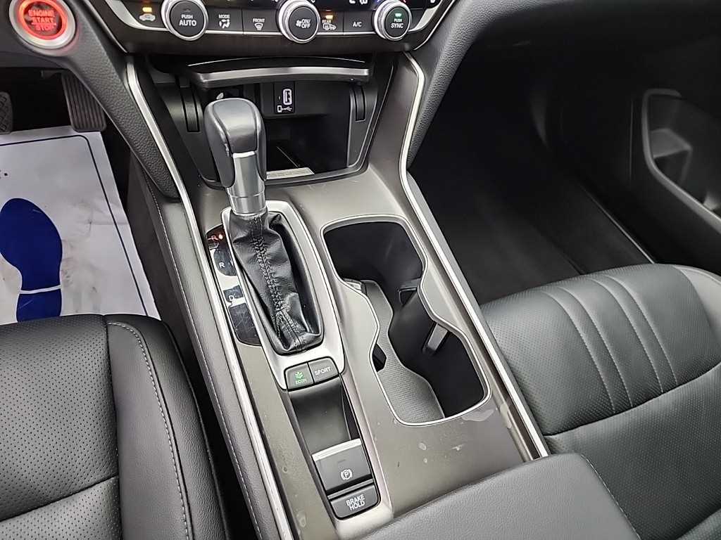 Honda Accord - Vista 8