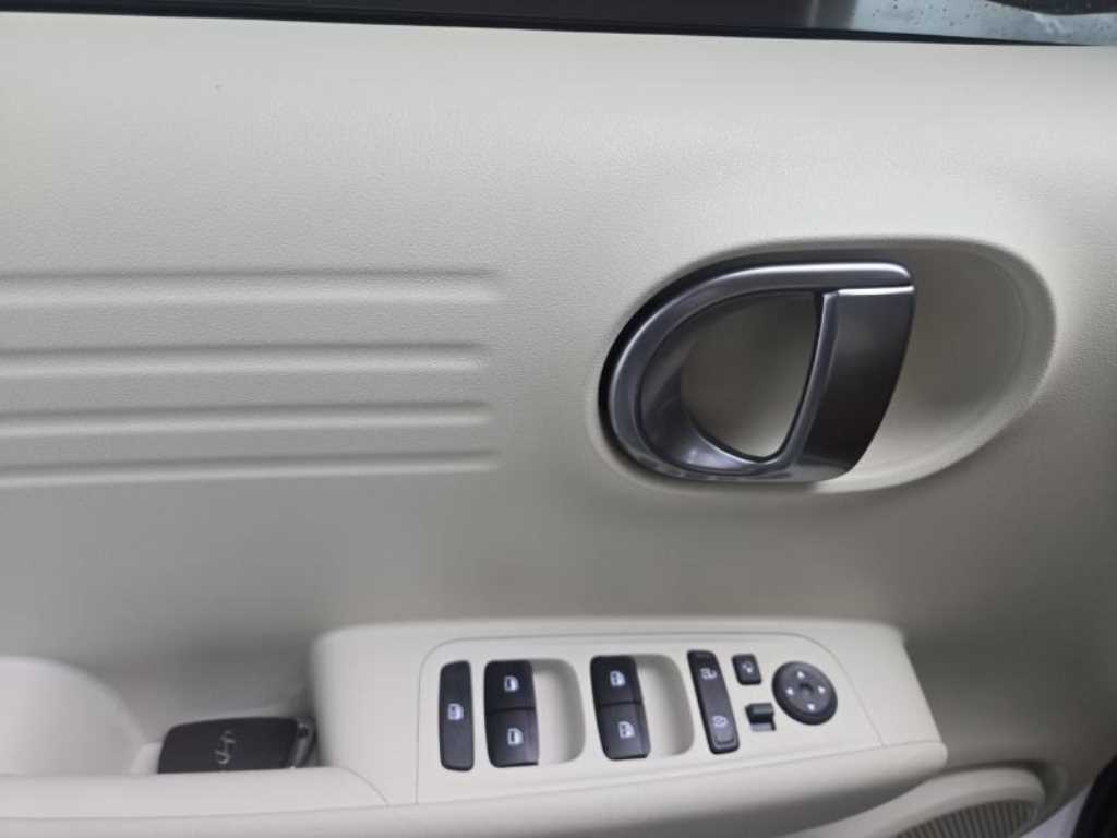 HYUNDAI Casper - Vista 12