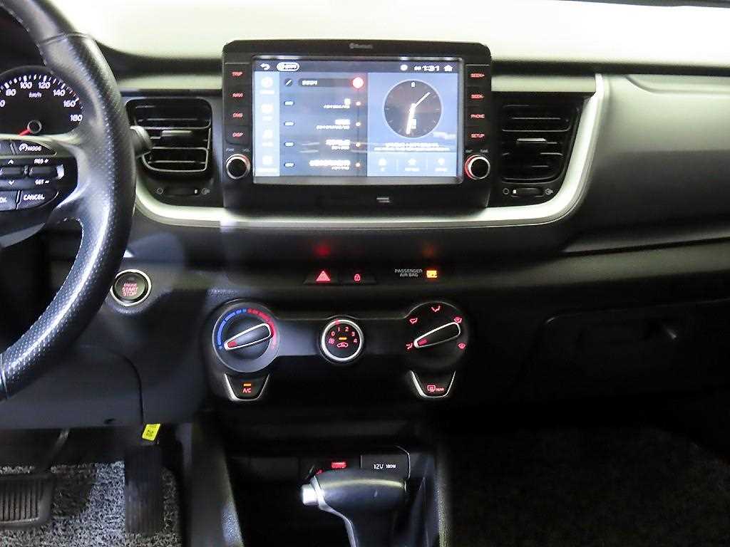 KIA Stonic - Vista 11