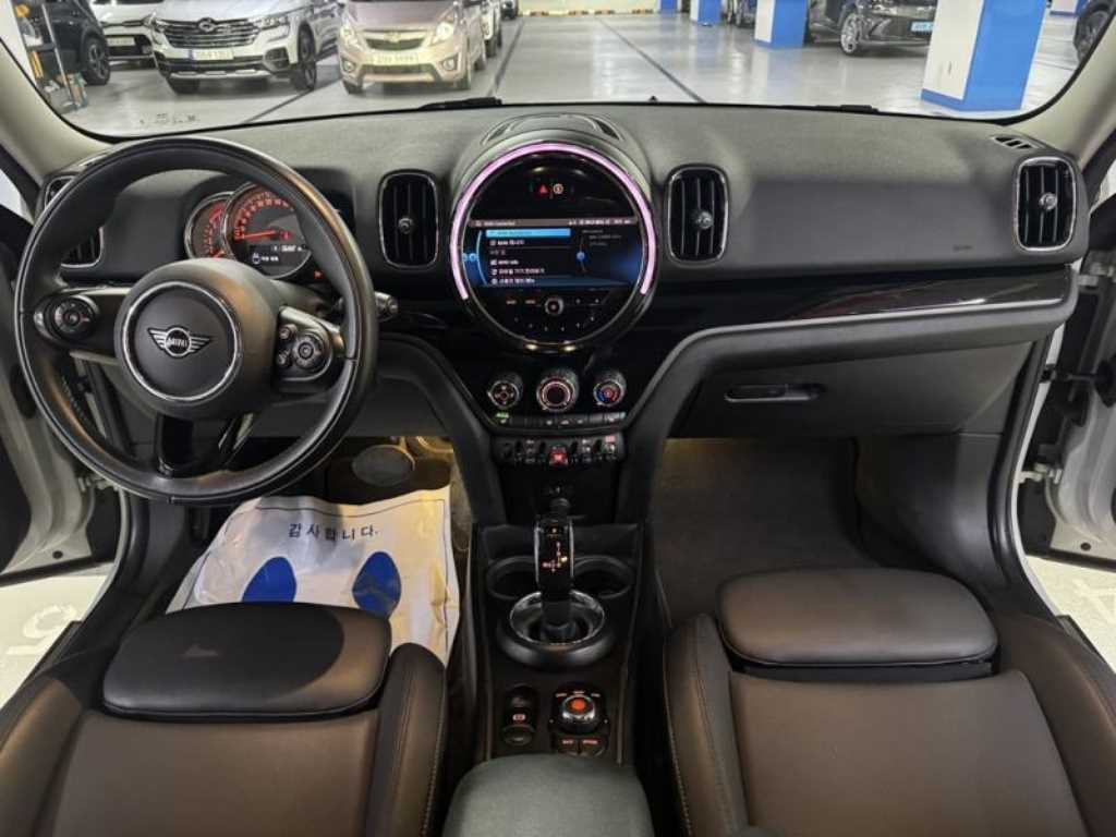 Mini Countryman - Vista 6