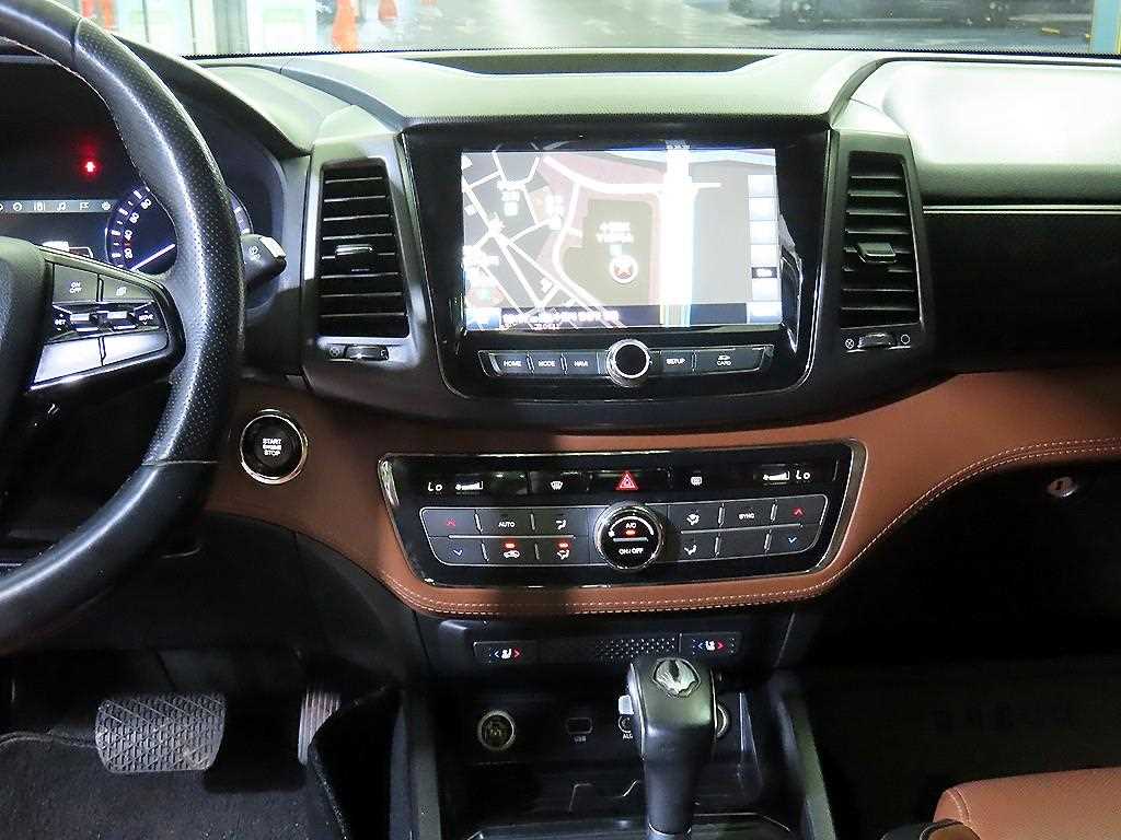 Ssangyong Rexton - Vista 11