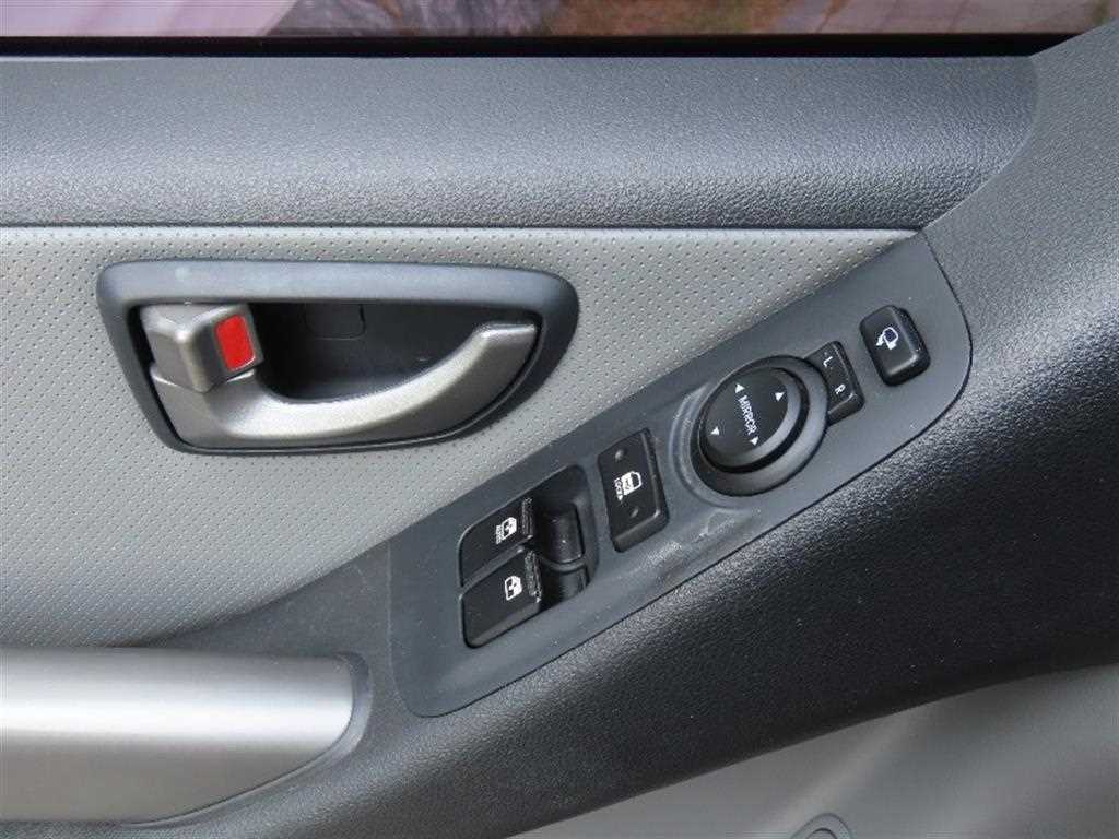 HYUNDAI Starex - Vista 12
