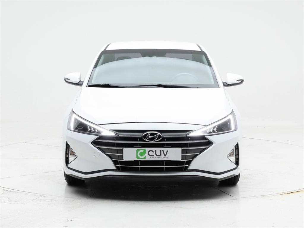 HYUNDAI Avante - Vista 2