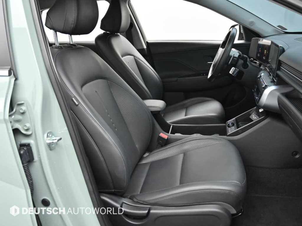 HYUNDAI Kona - Vista 10