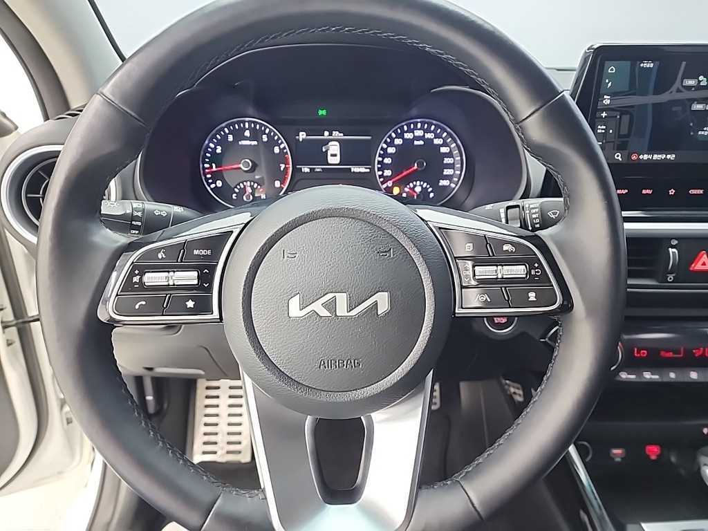 KIA K3 - Vista 9