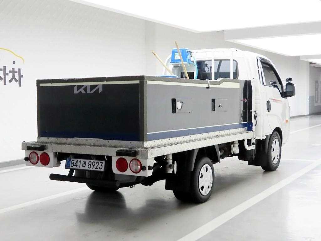 Small Truck (Completed) a live fish car - Vista 4