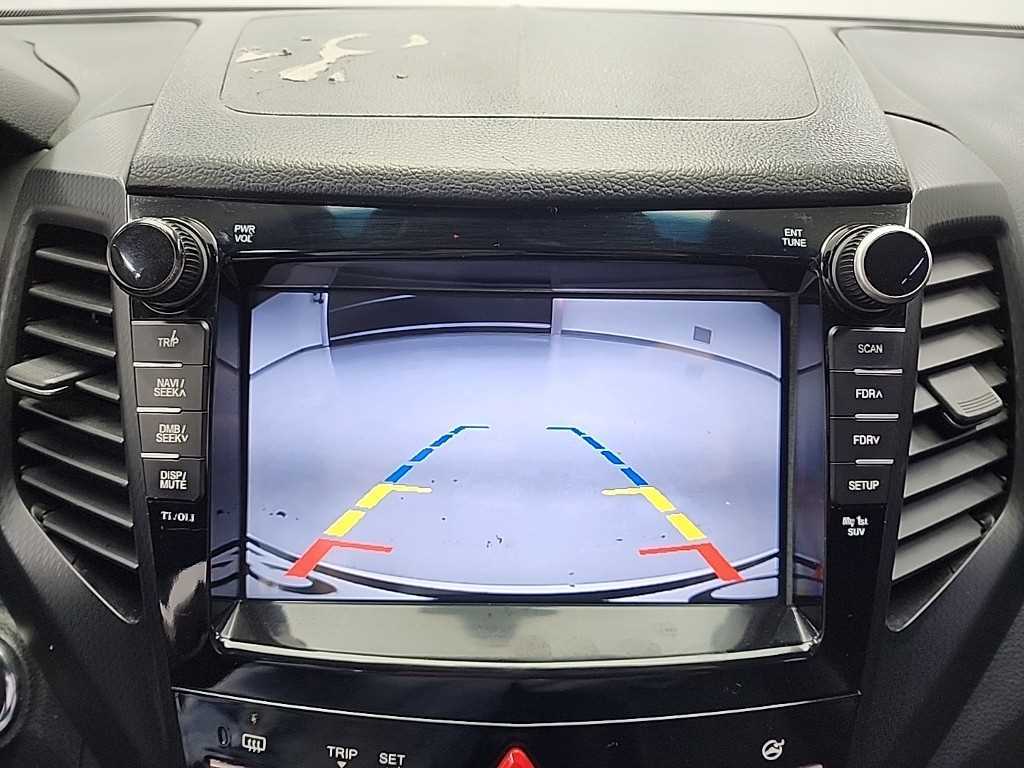 Ssangyong Tivoli 2016 Blanco - Importación desde Corea - HF Imports Iquique - Foto 14